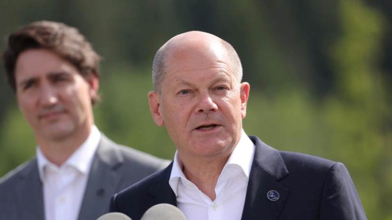 Scholz to discuss Russian gold ban with EU partners