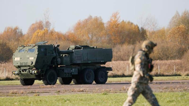 Ukrainians using HIMARS rocket system