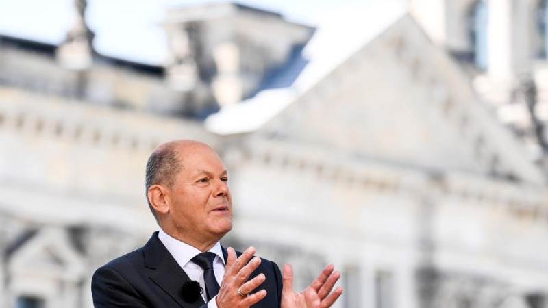 Kiev security guarantees not like NATO – Scholz