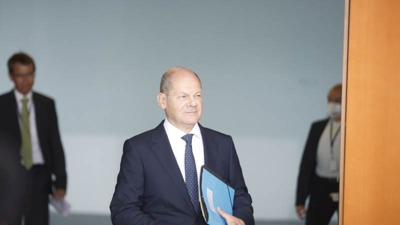 Germany on verge to completely ban Russian oil – Scholz