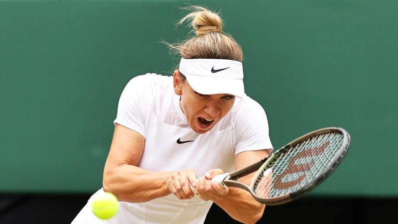 Halep beats Anisimova to reach Wimbledon SF