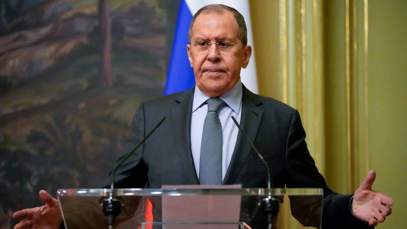 West obstructs export of Russian grain – Lavrov