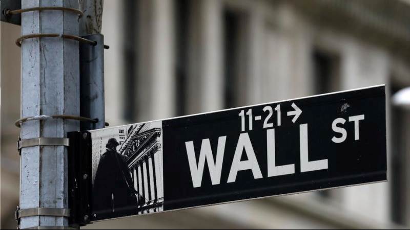 Wall Street closes mostly lower after payroll report