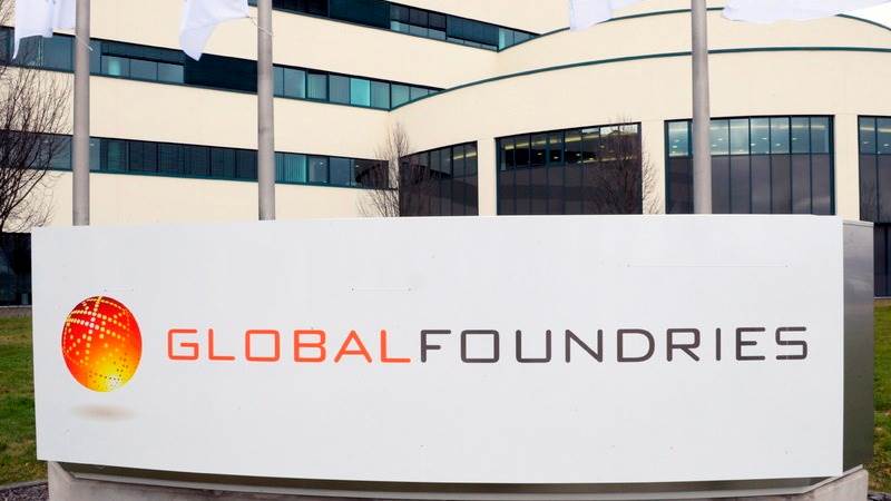 GlobalFoundries, STMicro to build chip plant in France