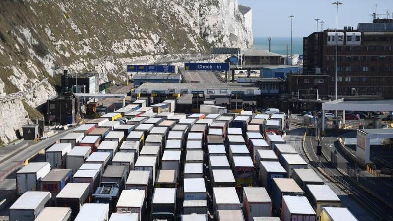 UK trade deficit up to £63.1B in quarter to May