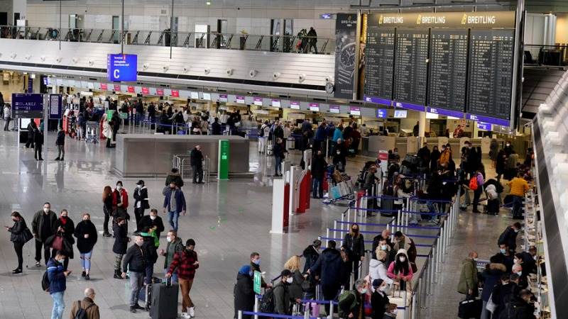 Frankfurt Airport: Number of passengers up 181%