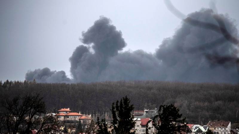 Russia strikes Vinnytsia in central Ukraine, two dead