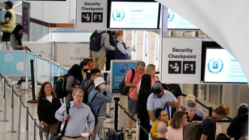 San Francisco Intl. Airport continues work after bomb scare