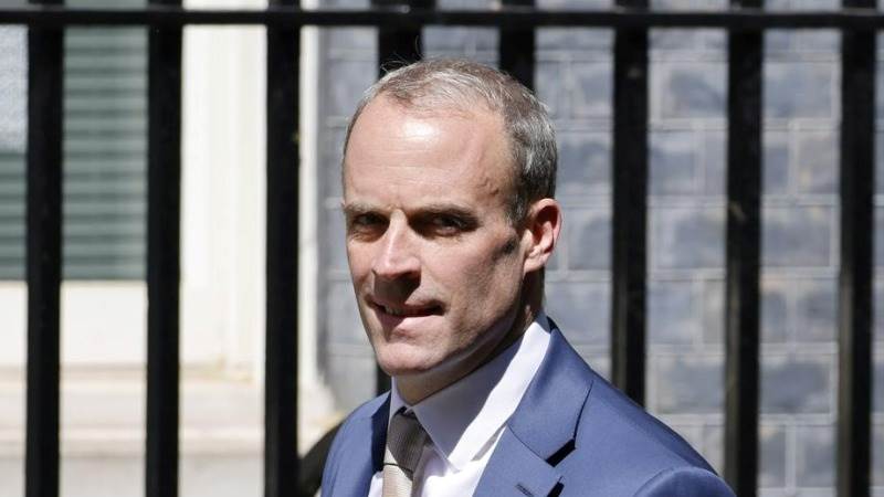 Raab attacks Truss, defends Sunak