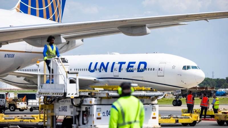 United Airlines Q2 revenue at $12.1B, highest in history