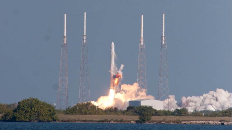 SpaceX sends 46 Starlink satellites into orbit