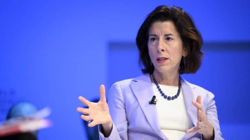 Biden ‘still thinking about’ lifting China tariffs – Raimondo