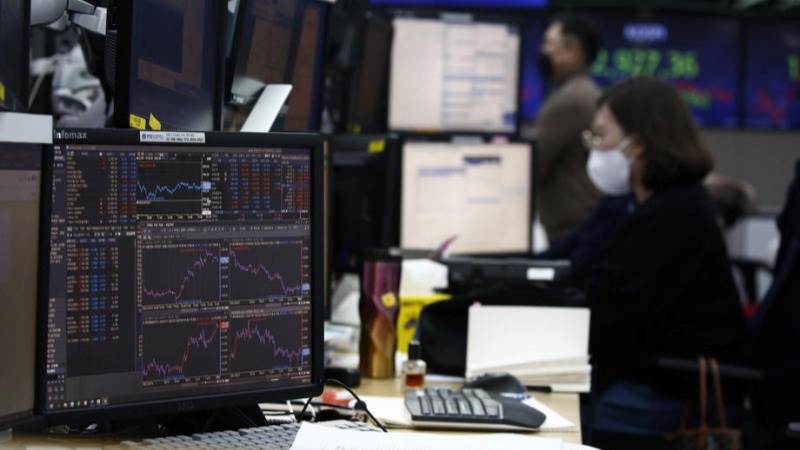 Asian markets follow Wall Street higher