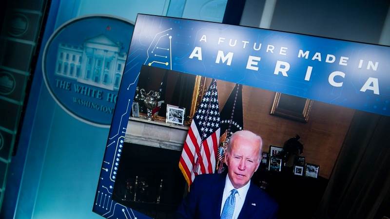 New manufacturing jobs at 30-yr high – Biden