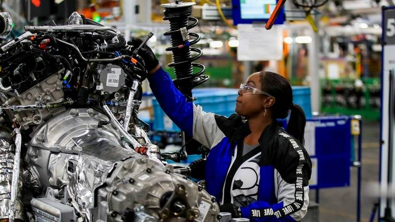 US industrial production rises 0.6% in July