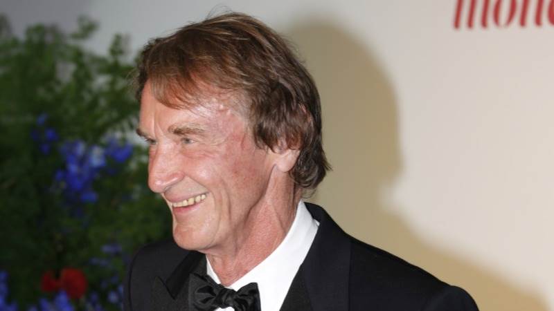 Sir Jim Ratcliffe wants to buy Manchester United – report