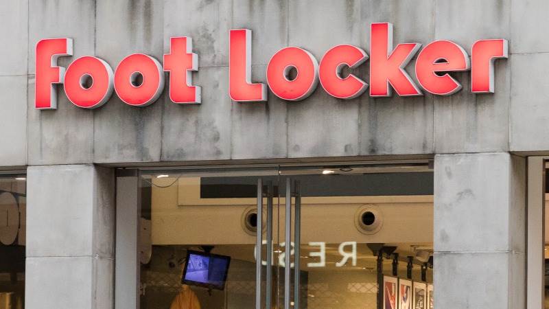 Foot Locker jumps 20% after Q2 earnings, CEO change