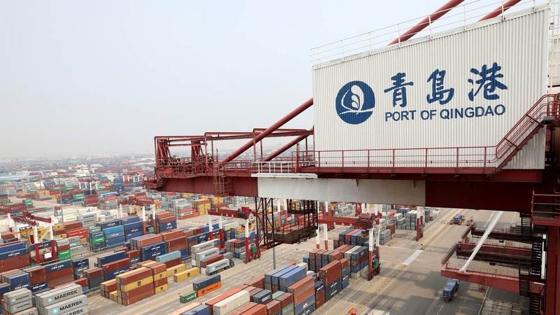 Services trade at risk from falling external demand – China