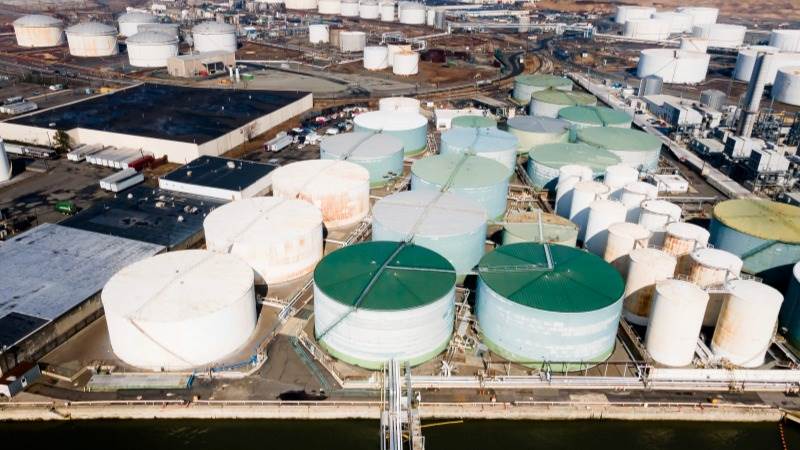 US crude inventories down 3.3 million barrels – EIA