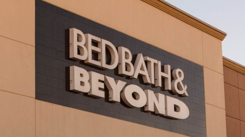 Bed Bath & Beyond jumps 14% after reported loan deal