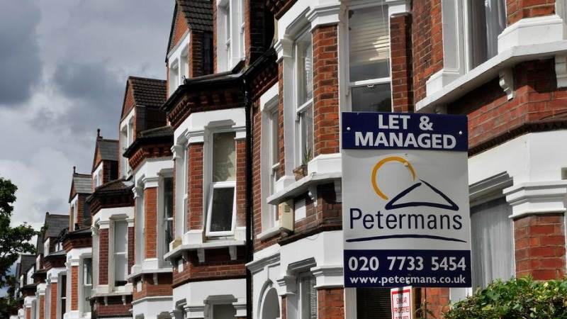 UK mortgage approvals up to 63,800 in July