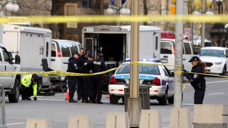 Canada stabbing attacks leave 10 dead, 15 injured