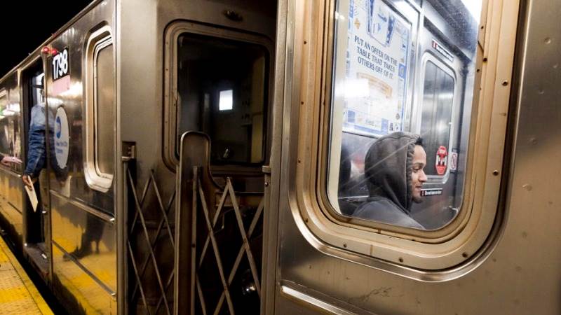 NY scraps mask mandate for transit services