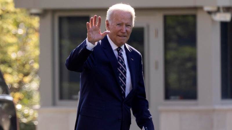 Biden: Chip industry future will be made in America