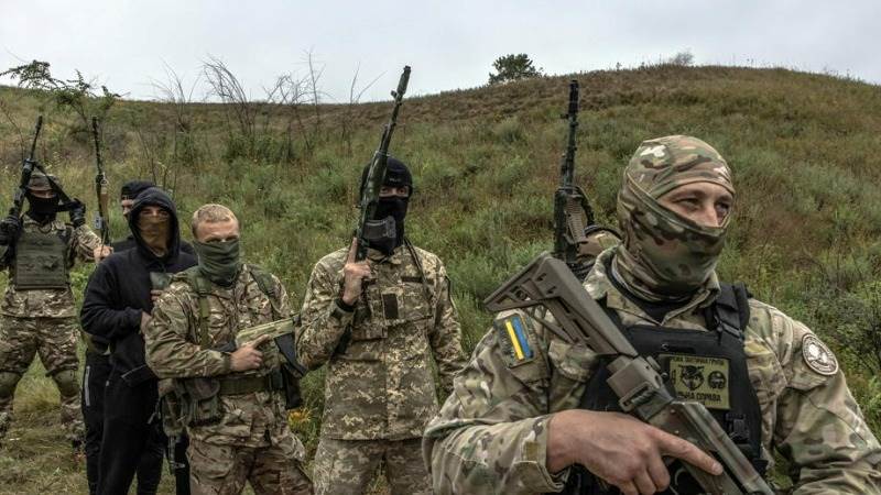 Kiev attacks Svatovo in LPR