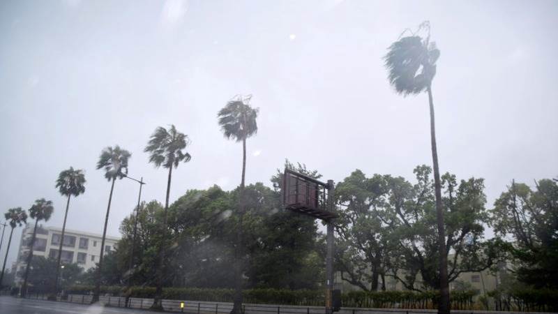 Typhoon Nanmadol makes landfall in Japan