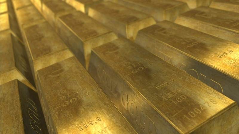 Precious metals drop as fears of interest rate hikes surge