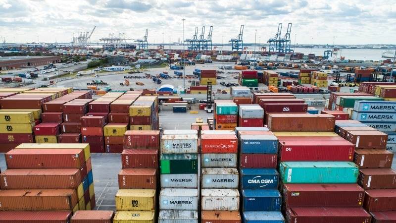 US trade deficit down to $87.3B in August