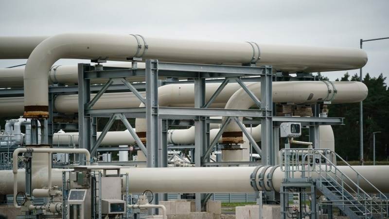 European gas futures drop 13% as supply outlook improves