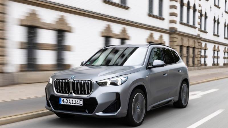 BMW: Sales fall as Ukraine war leads to lower deliveries