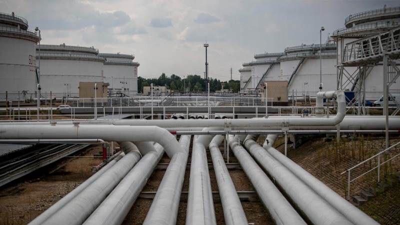 Polish operator says it has detected leak in Druzhba pipeline