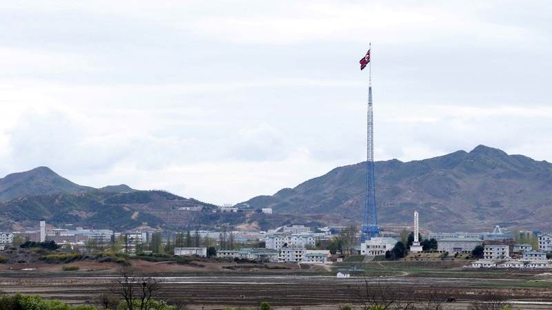 S. Korea: N. Korea fires shots into buffer zone