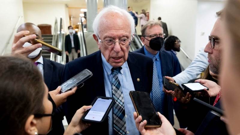 Sanders: Fed ‘hurting’ US economic situation