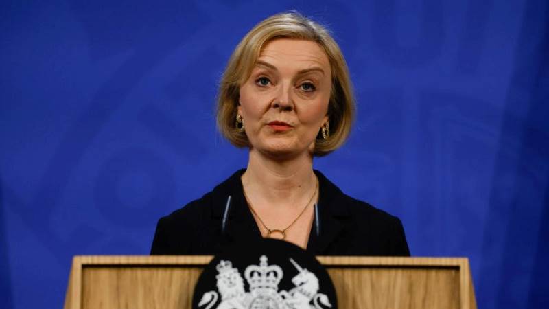 Reports suggest Tories plan to remove Liz Truss