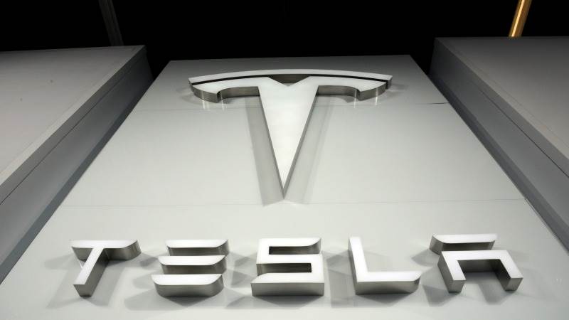 Tesla: Q3 revenue at $21.45B, up 56% YoY