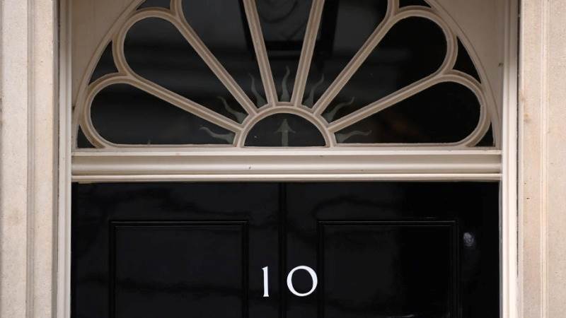 No. 10: UK PM transition will not happen today