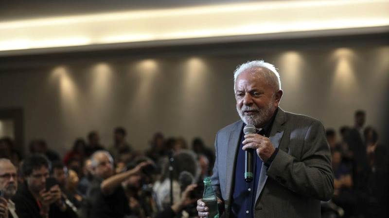 Lula confident democracy will win