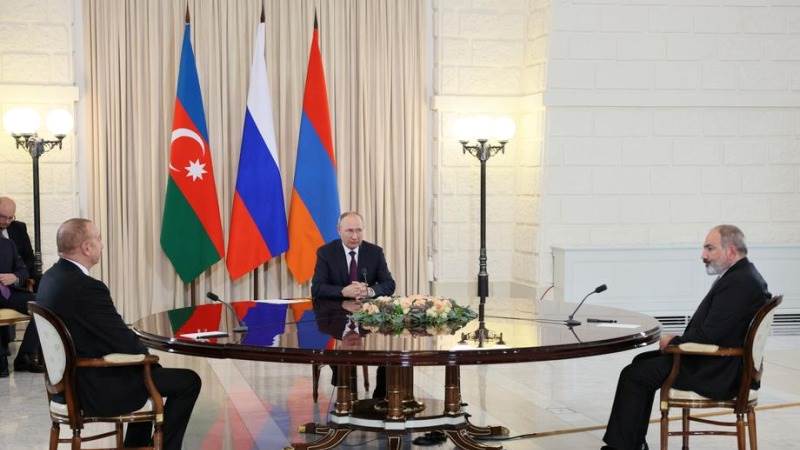 Yerevan, Moscow, Baku reaffirm pledge to peace deals