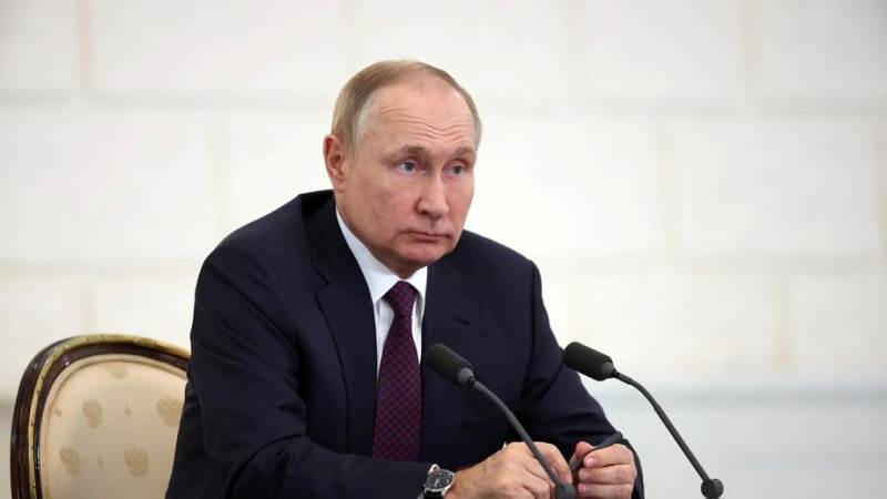 Putin: Ukraine must ensure ship safety in UN grain corridors