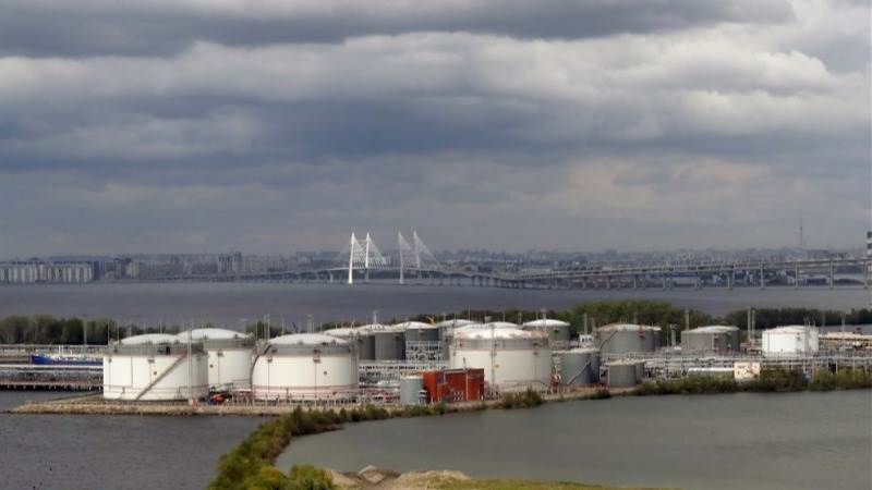 Oil terminal in Russia’s Belgorod caught fire – official