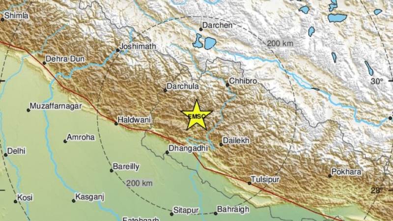 5.6-magnitude earthquake hits Nepal, leaving six dead