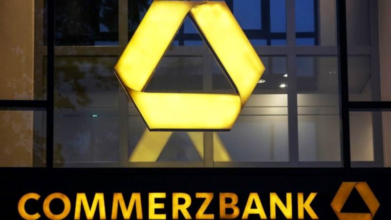 Commerzbank’s revenues fall 6% to €1.9B in Q3