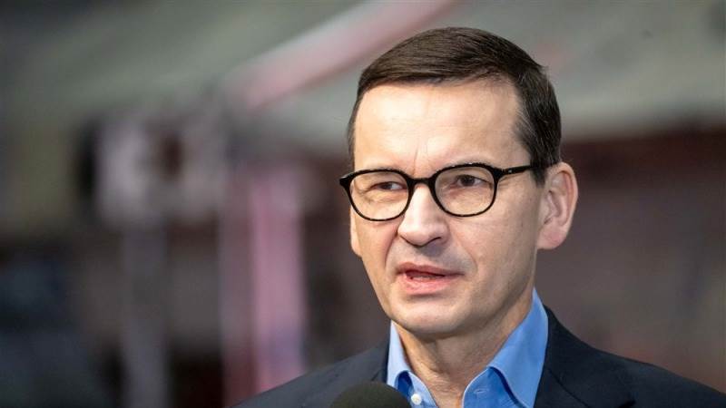 Polish PM convenes defense cmte meeting after blast