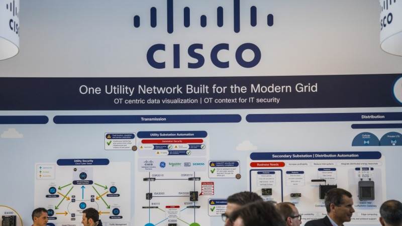 Cisco’s revenue in Q1 up 6% YoY to $13.6 billion