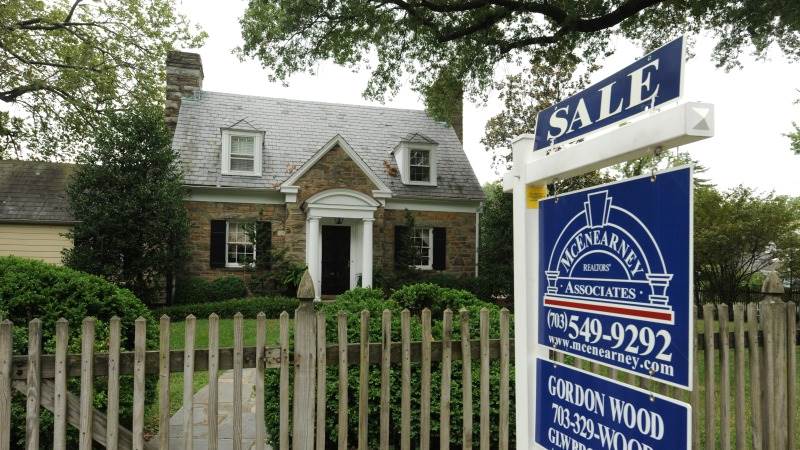 US existing home sales drop 5.9% in October