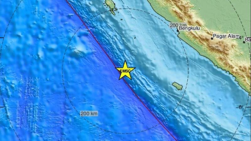 6.8-magnitude earthquake strikes southwest of Sumatra